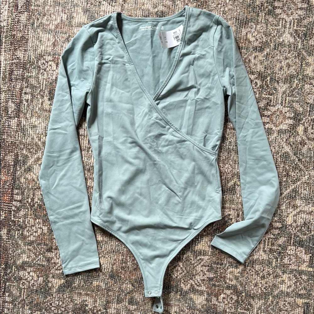 NWT Abercrombie Bodysuit